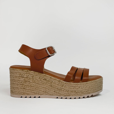 Σανδάλι Με Πλατφόρμα Adam's 1-910-21013-29 Καφέ