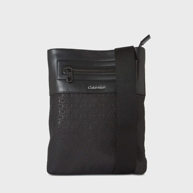 Τσάντα Χιαστί Calvin Klein K50K510823-0IL Μαύρο