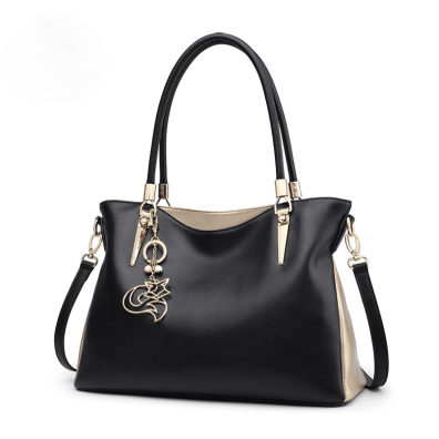 Δερμάτινη Γυναικεία Τσάντα 986003F μαύρο